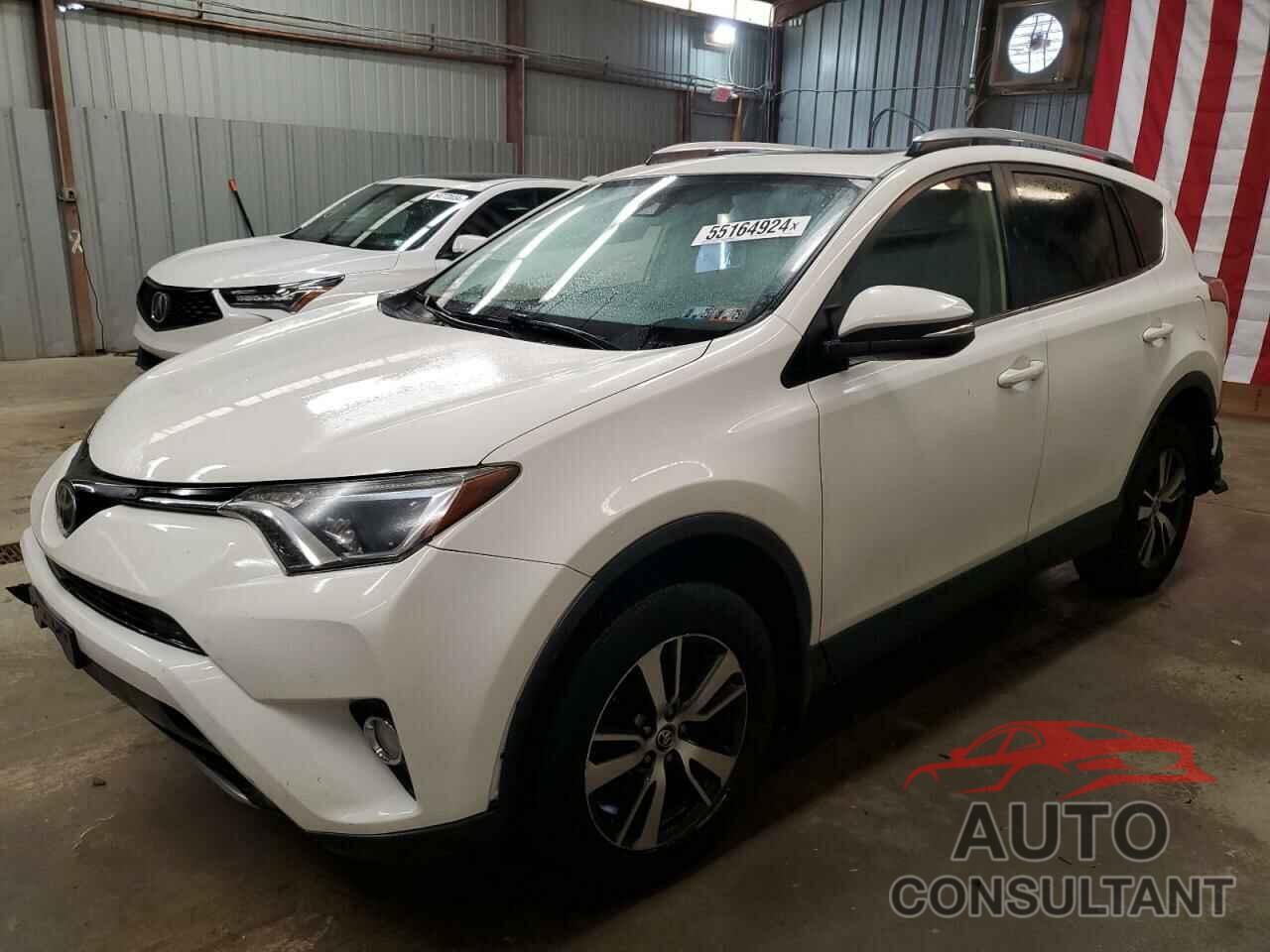 TOYOTA RAV4 2017 - JTMRFREV8HD204774