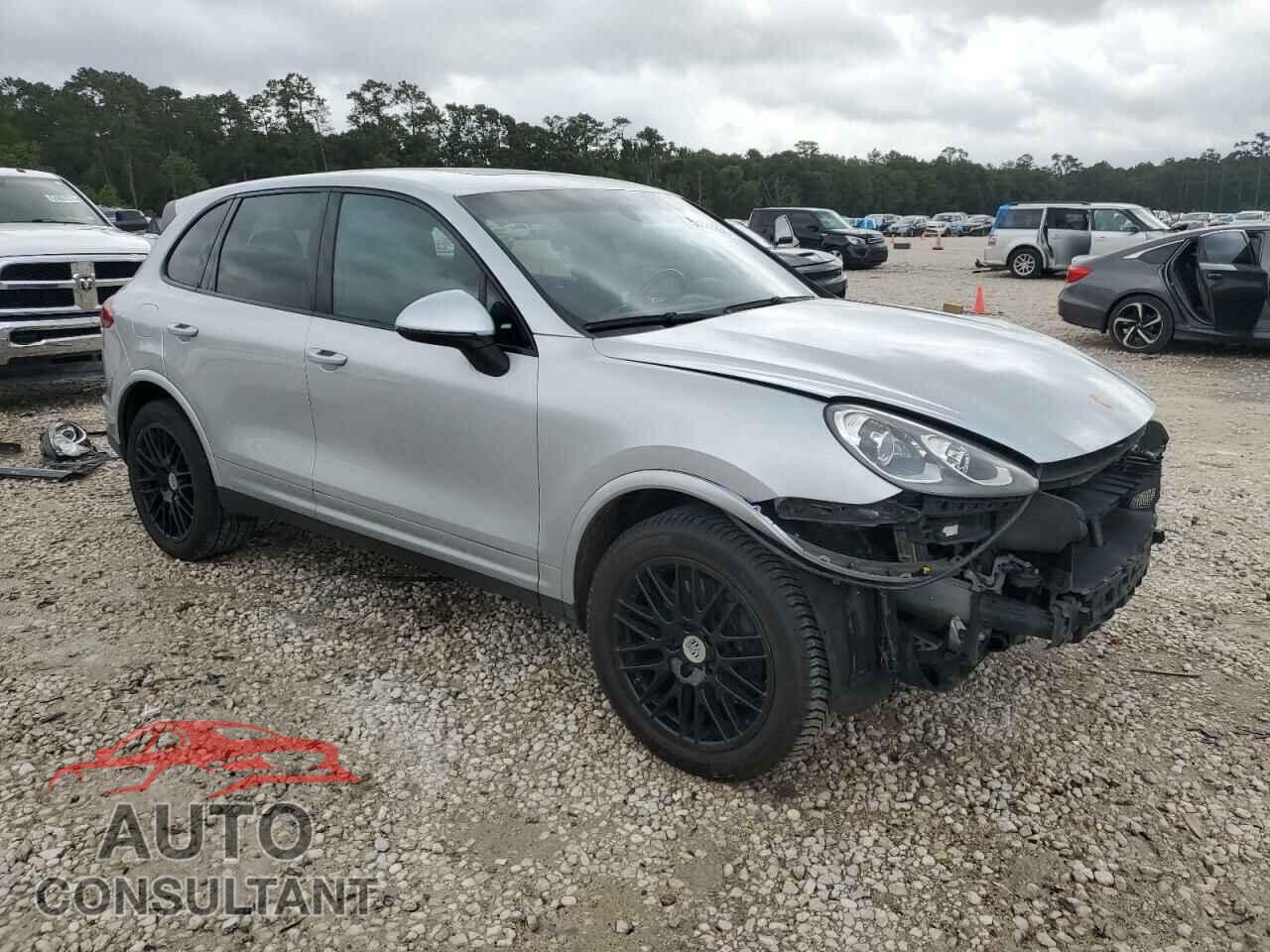 PORSCHE CAYENNE 2017 - WP1AA2A23HKA81295