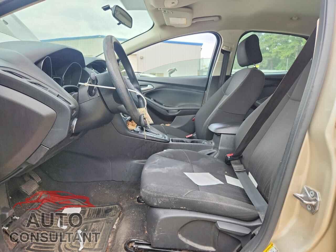 FORD FOCUS 2017 - 1FADP3FE3HL337036