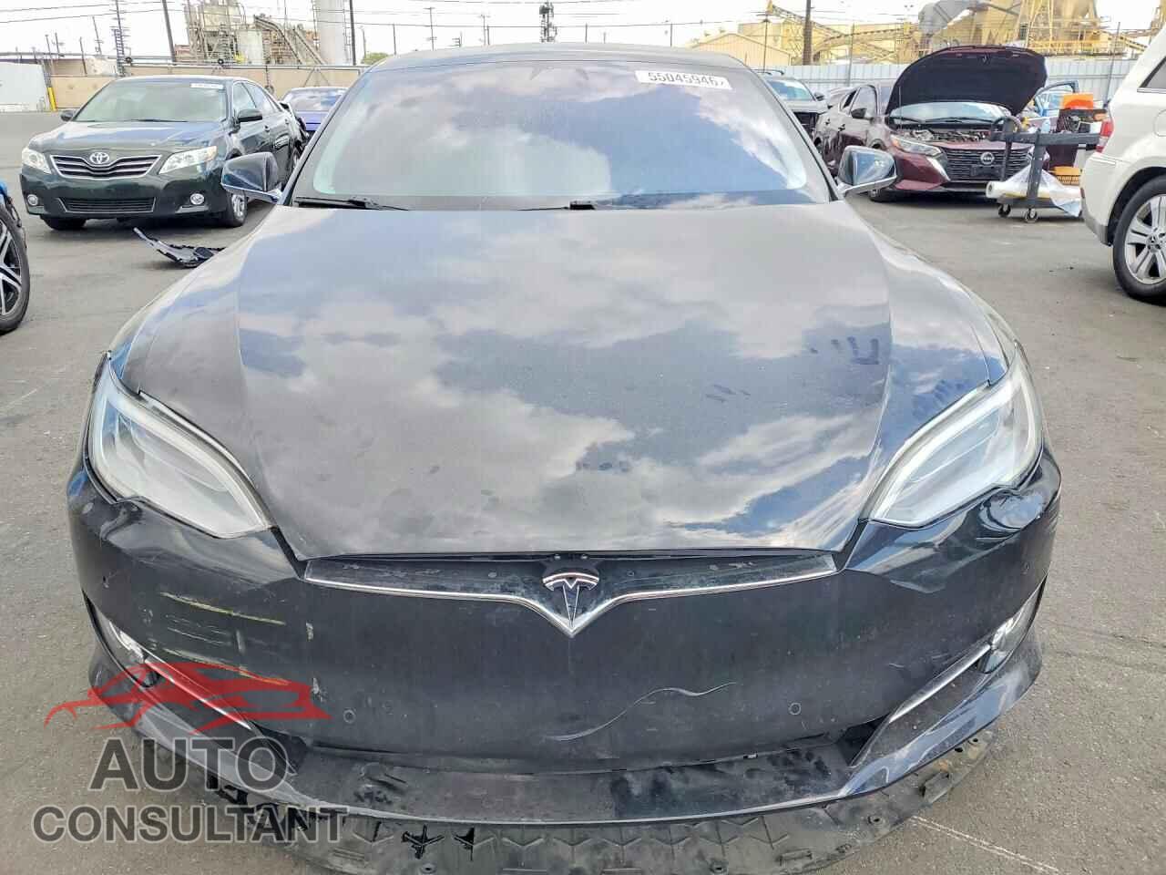 TESLA MODEL S 2018 - 5YJSA1E23JF276987