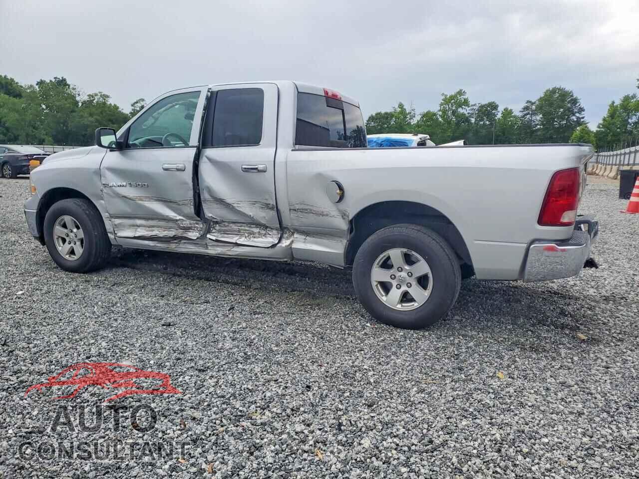 DODGE RAM 1500 2011 - 1D7RB1GP7BS520123