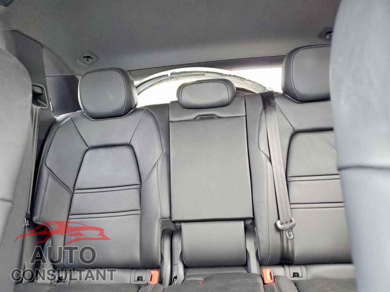 PORSCHE CAYENNE 2021 - WP1AA2AY6MDA07310