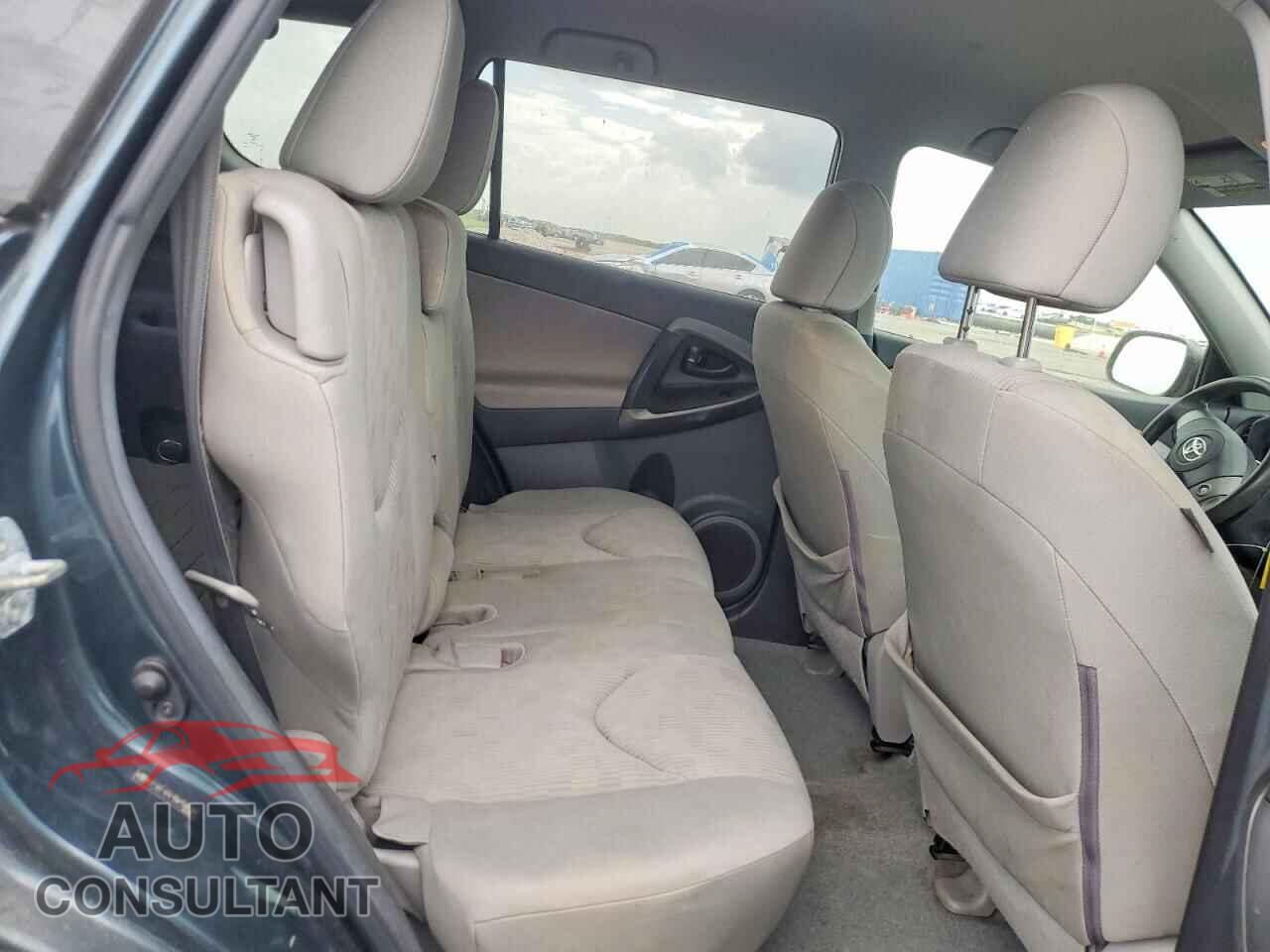 TOYOTA RAV4 2011 - 2T3BF4DV1BW158530