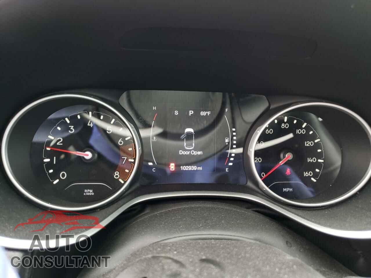 JEEP COMPASS 2018 - 3C4NJDBB3JT142467
