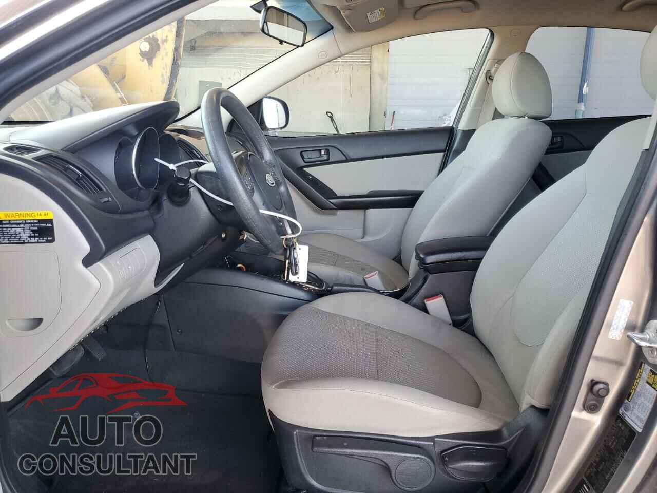 KIA FORTE 2012 - KNAFU4A26C5564097
