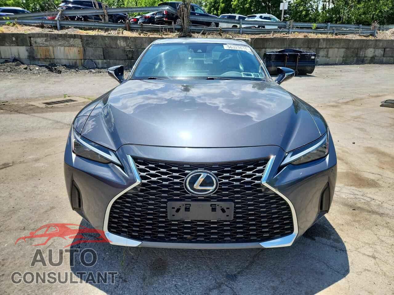 LEXUS IS 2021 - JTHC81F26M5043561