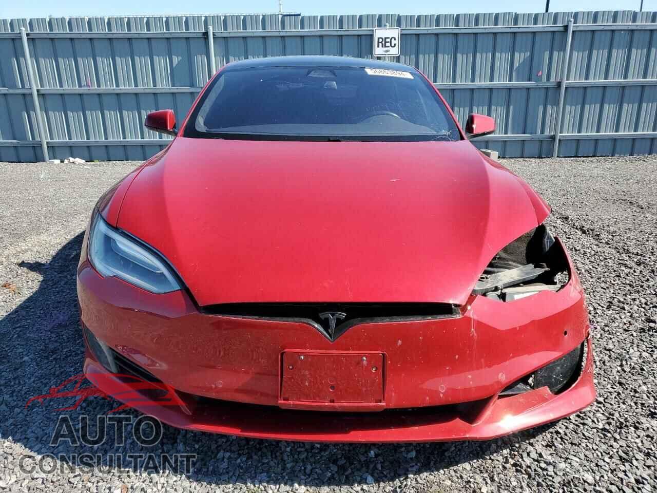 TESLA MODEL S 2017 - 5YJSA1E20HF211072