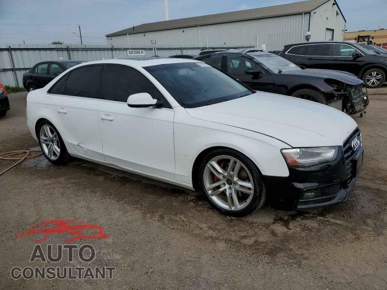 AUDI A4 2013 - WAUFFCFL2DN048441