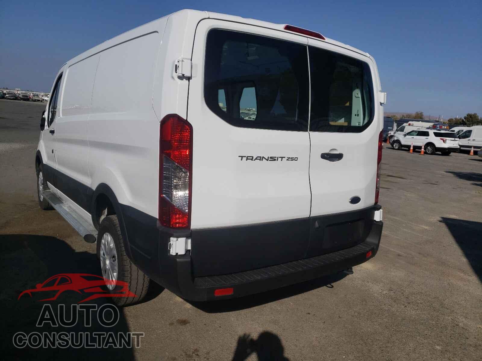 FORD TRANSIT CO 2020 - 1FTBR1Y84LKB14154