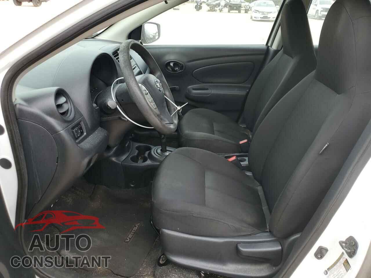 NISSAN VERSA 2017 - 3N1CN7AP3HL848670