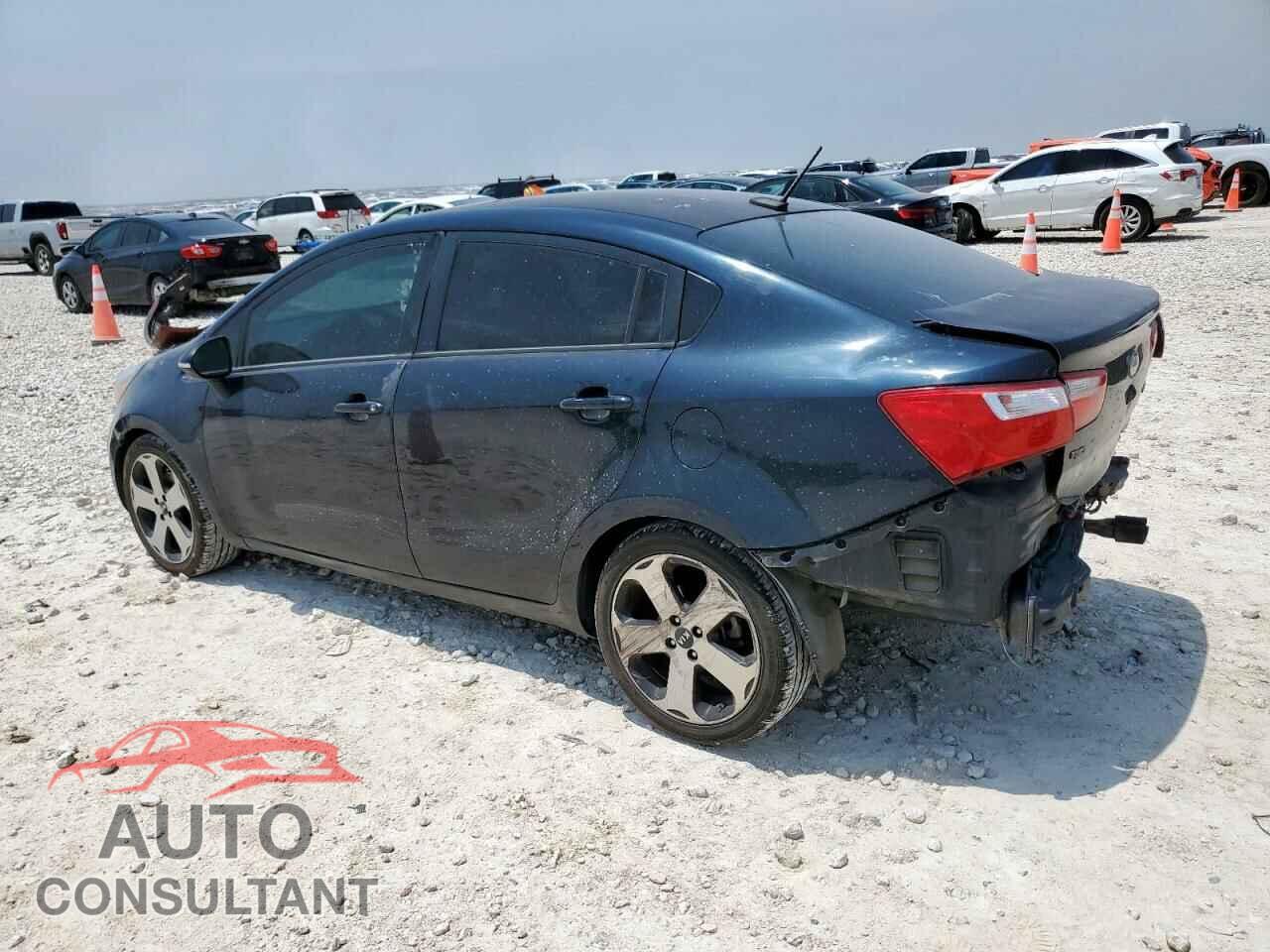 KIA RIO 2013 - KNADN4A35D6272448