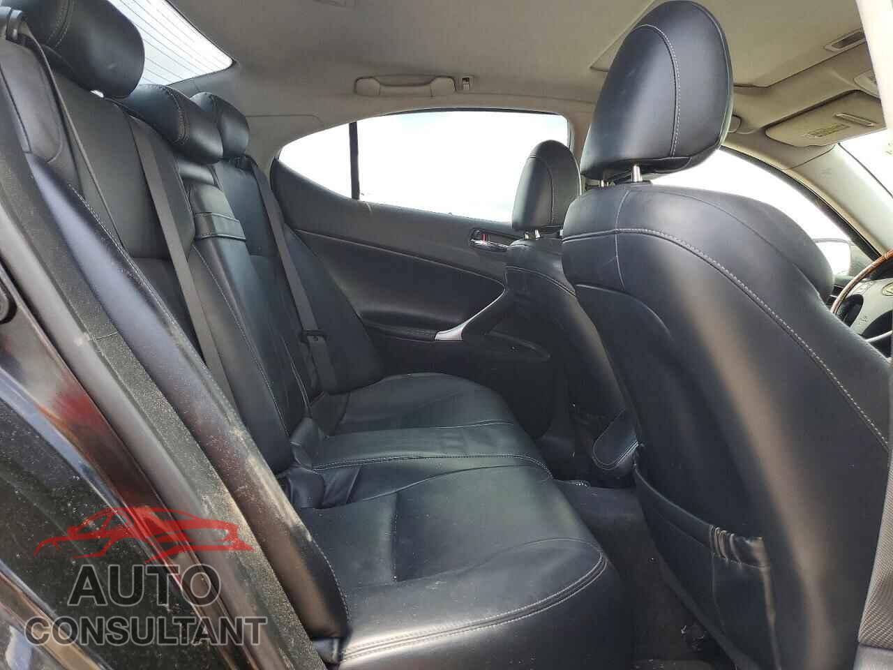 LEXUS IS 2009 - JTHBE262992017247