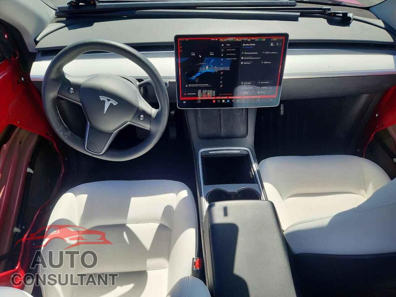 TESLA MODEL Y 2024 - 7SAYGAEE2RF048304