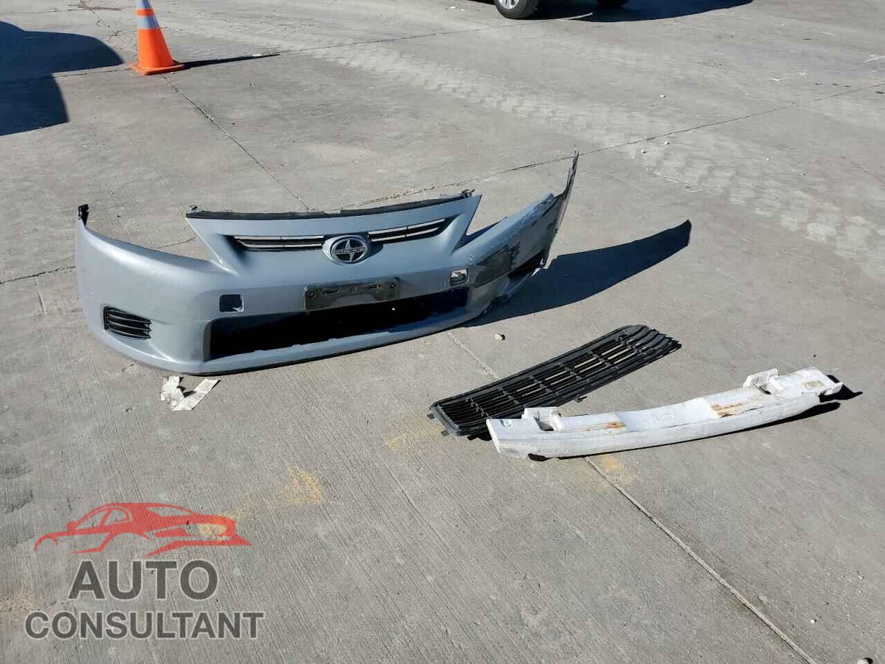 TOYOTA SCION 2012 - JTKJF5C75C3043706