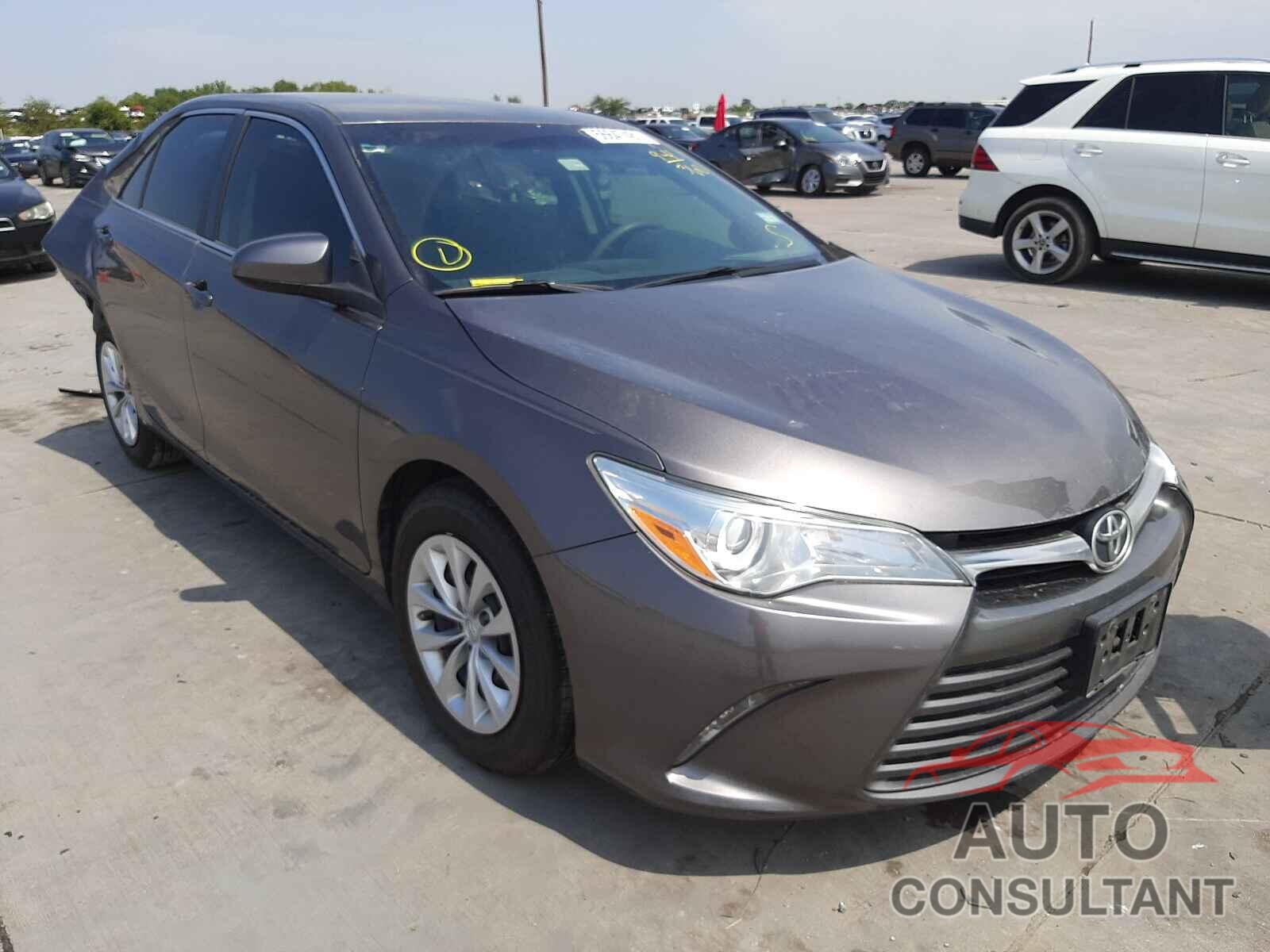 TOYOTA CAMRY 2016 - 4T4BF1FK9GR583484