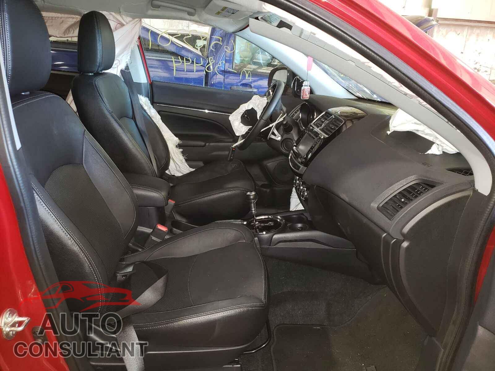 MITSUBISHI OUTLANDER 2017 - JA4AP4AW3HZ046823