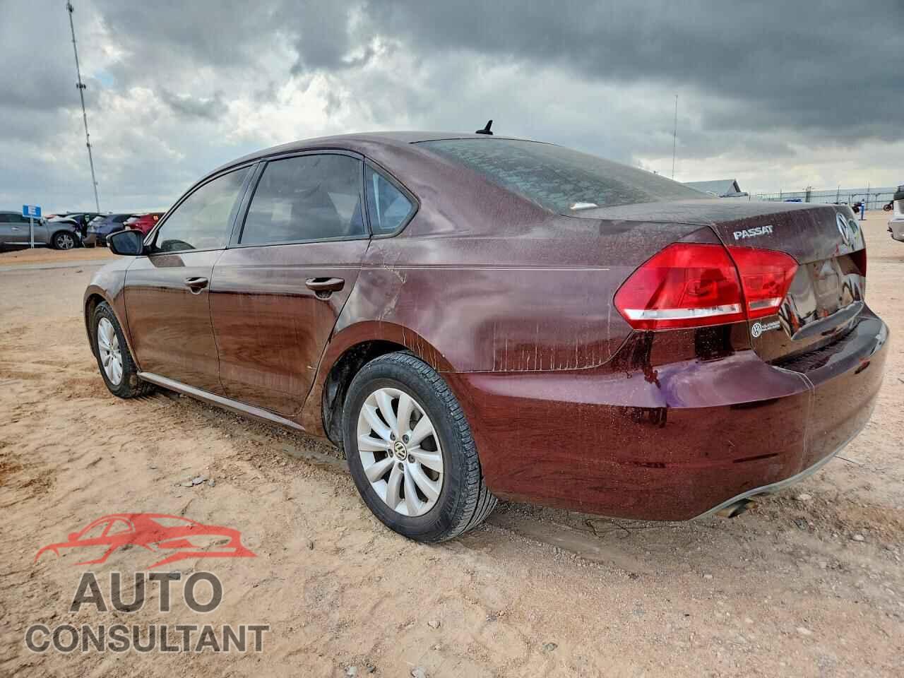 VOLKSWAGEN PASSAT 2013 - 1VWAH7A37DC052225