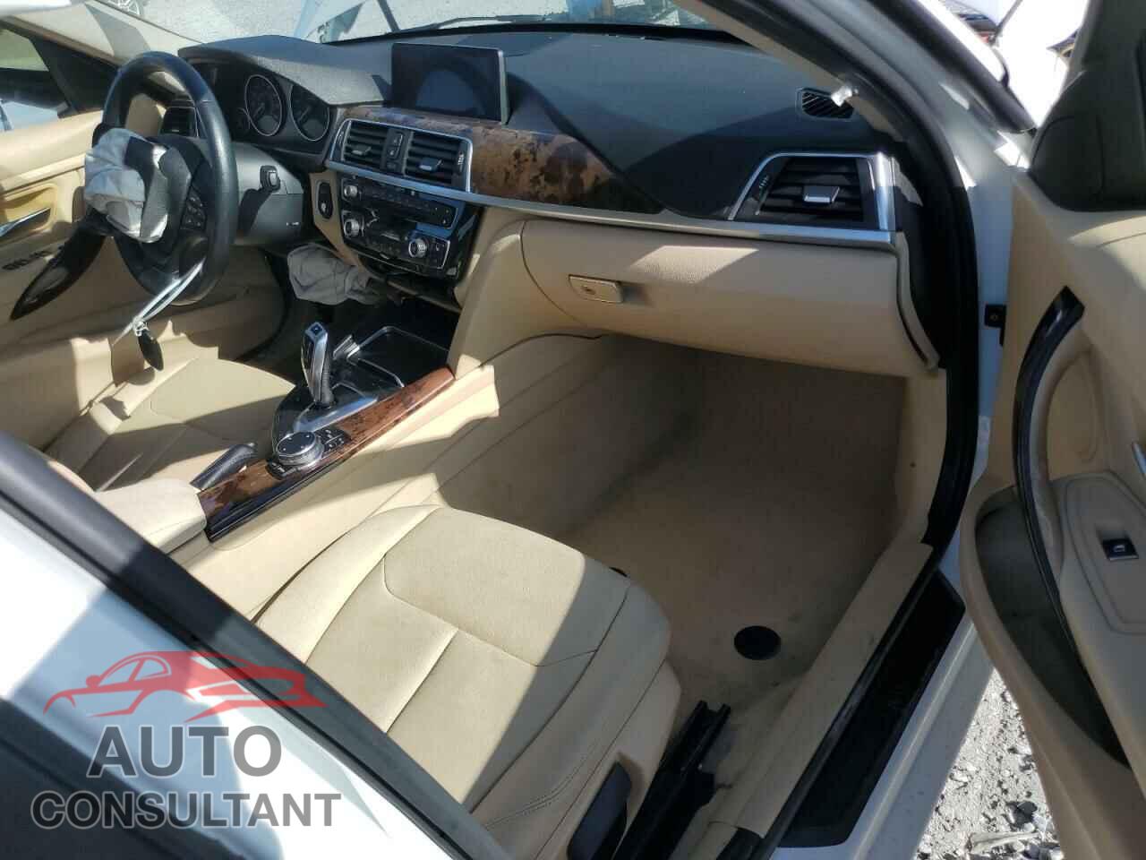 BMW 3 SERIES 2016 - WBA8E5G58GNT40512