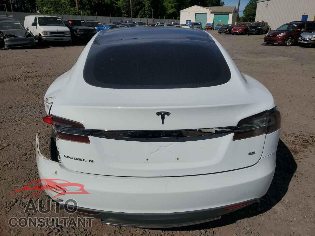 TESLA MODEL S 2014 - 5YJSA1H19EFP37392
