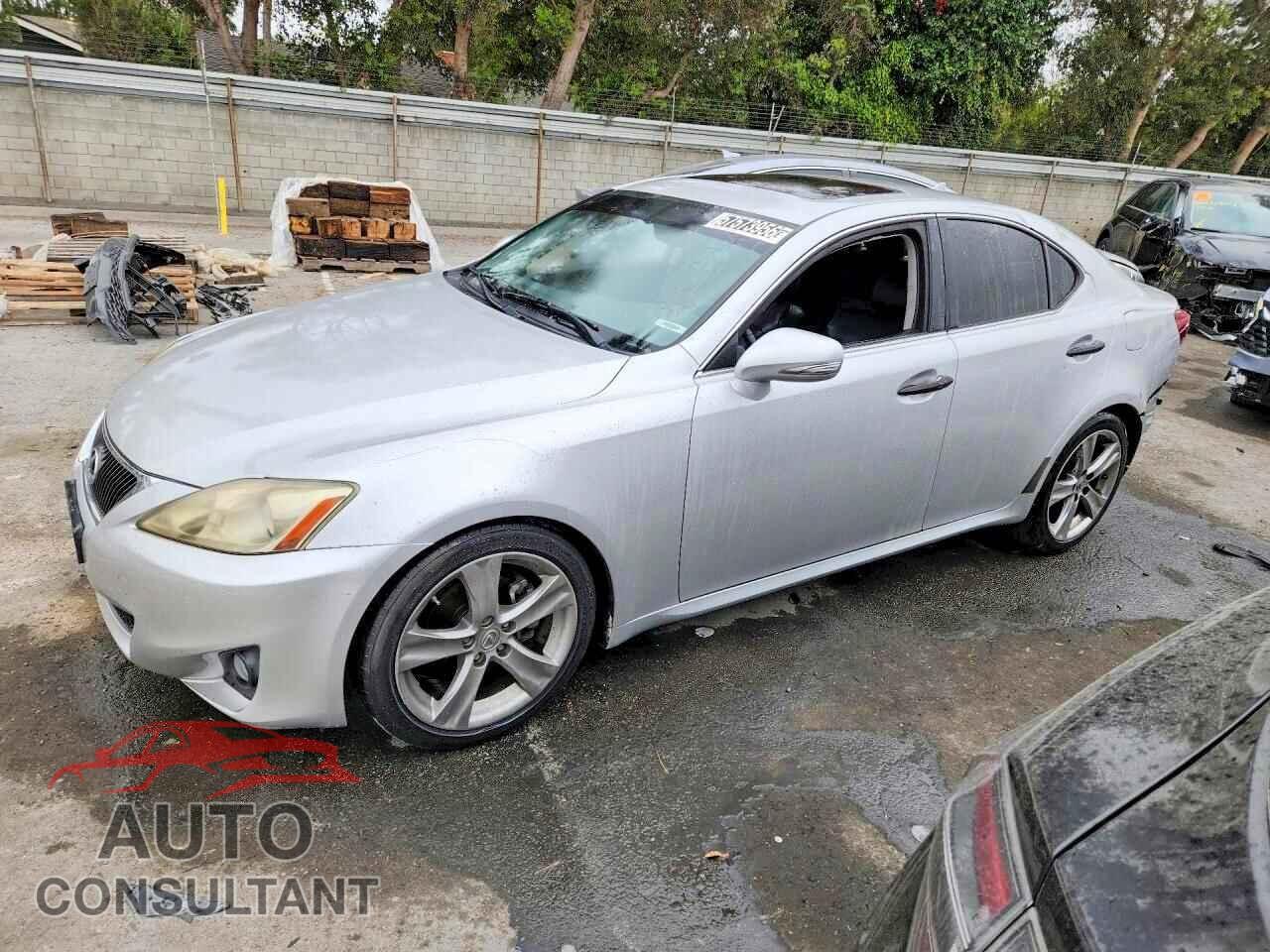 LEXUS IS 2011 - JTHBF5C23B5129257