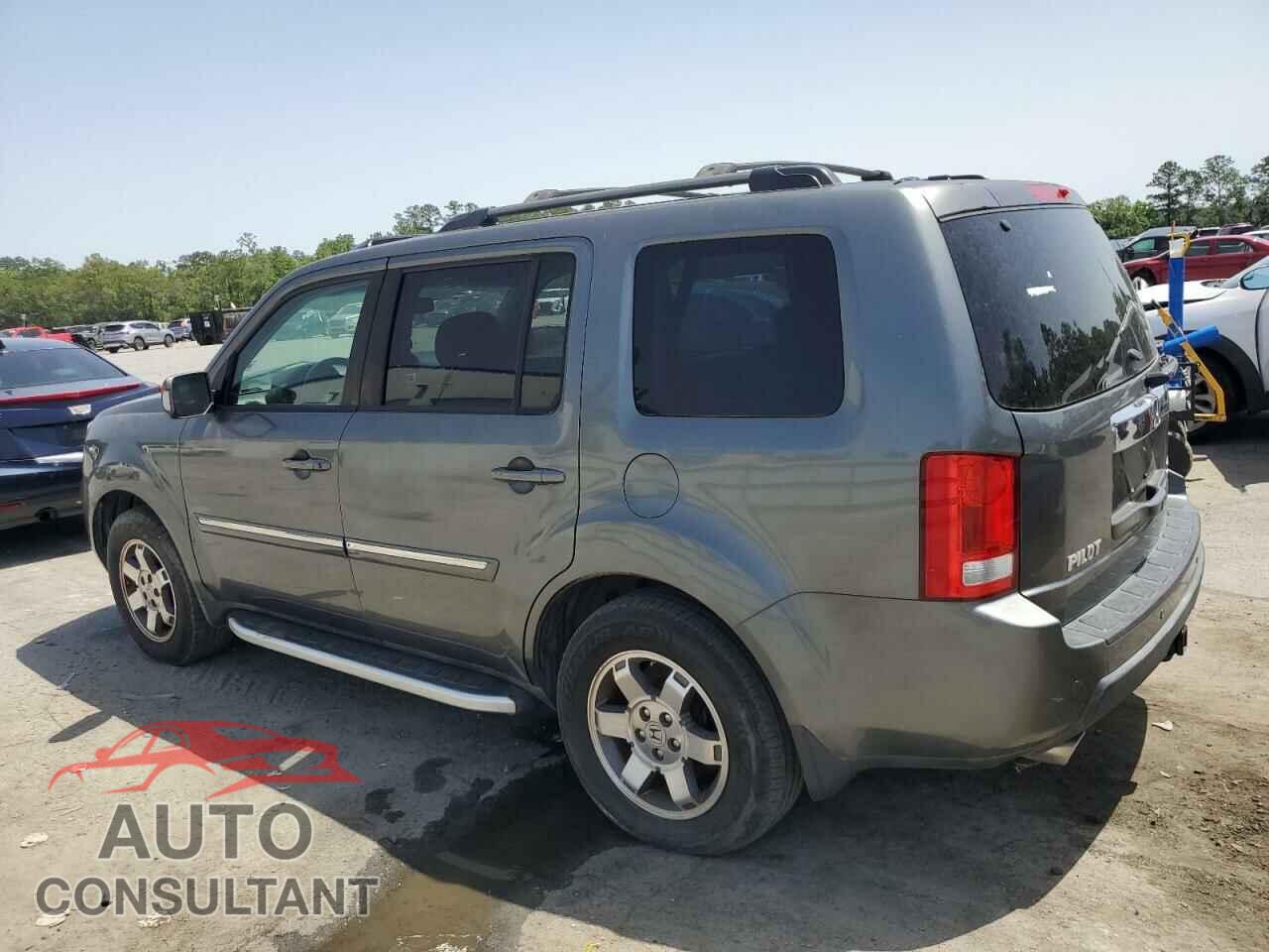 HONDA PILOT 2011 - 5FNYF4H93BB064260