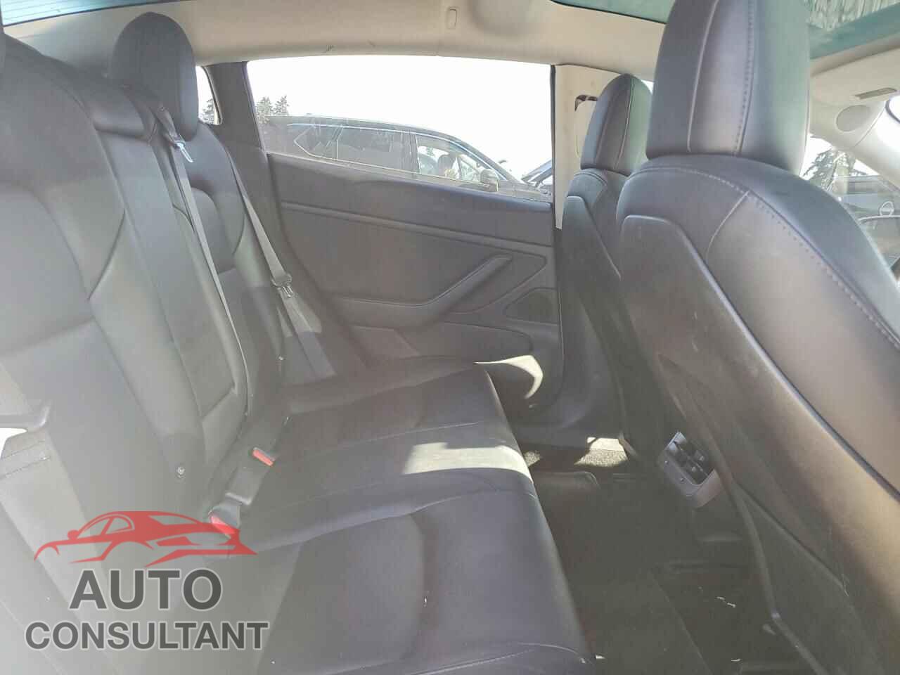 TESLA MODEL 3 2018 - 5YJ3E1EA7JF041587