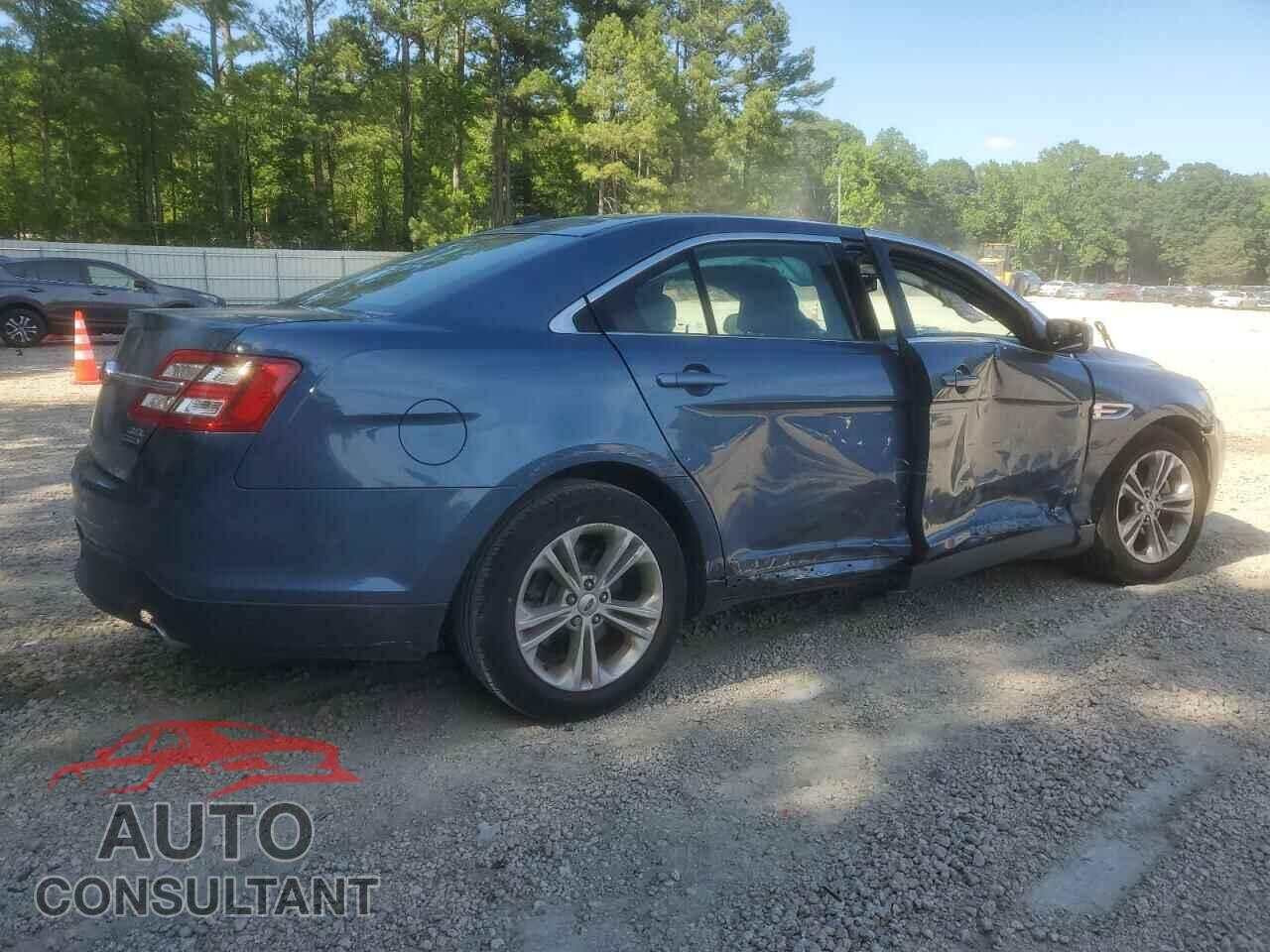 FORD TAURUS 2018 - 1FAHP2E89JG115543