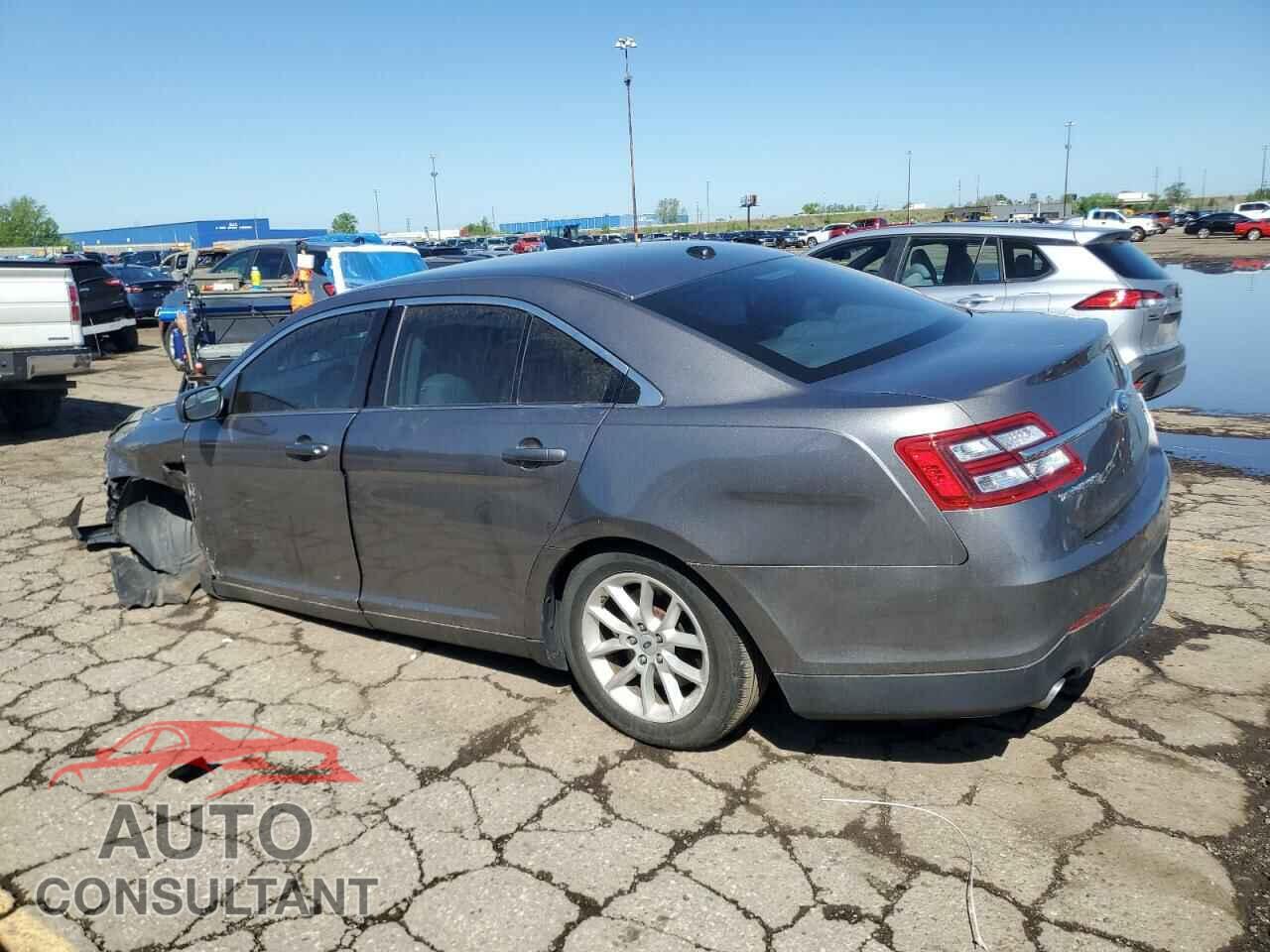 FORD TAURUS 2013 - 1FAHP2D84DG113656