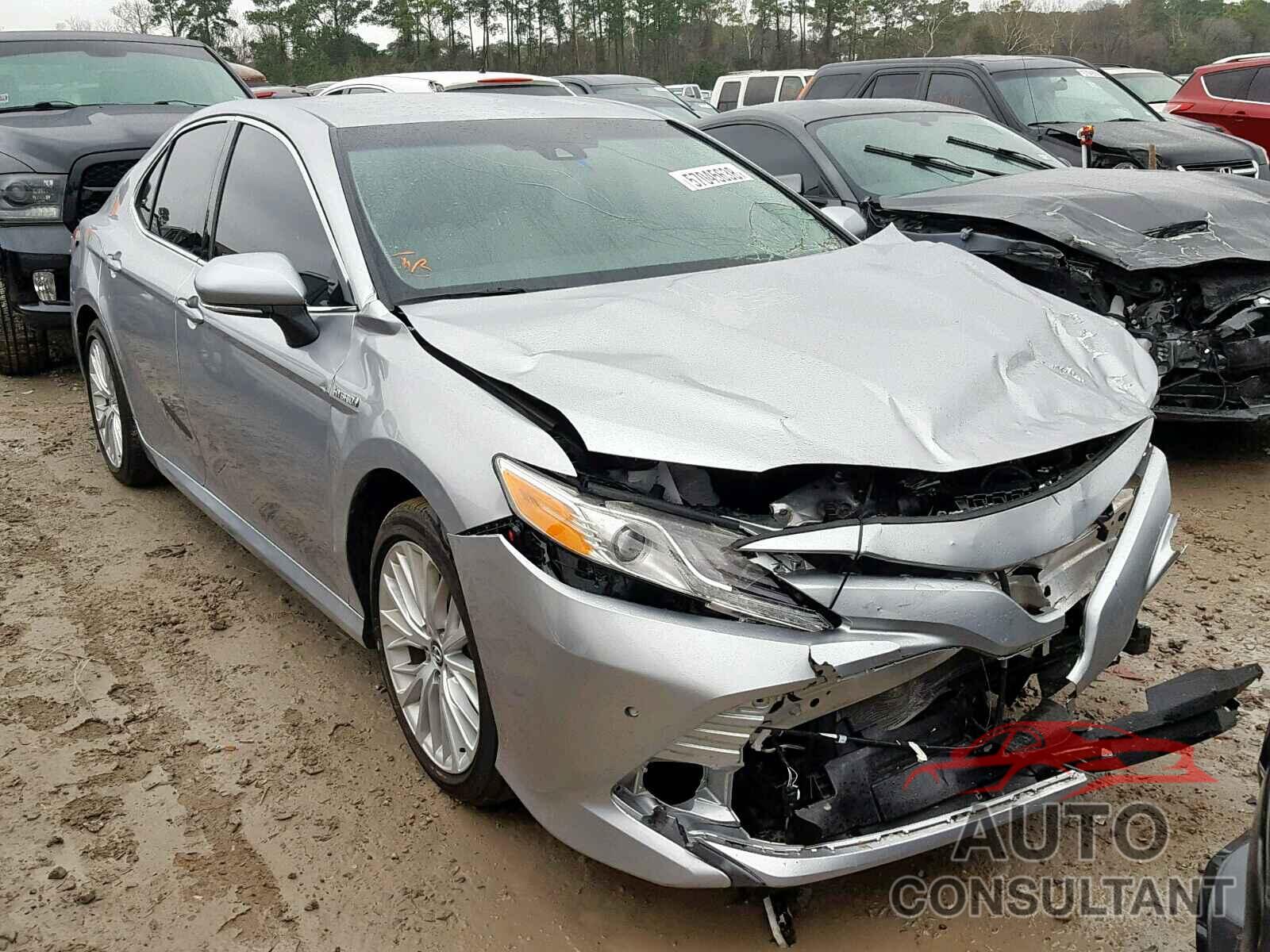 TOYOTA CAMRY 2018 - 4T1B21HK9JU005198
