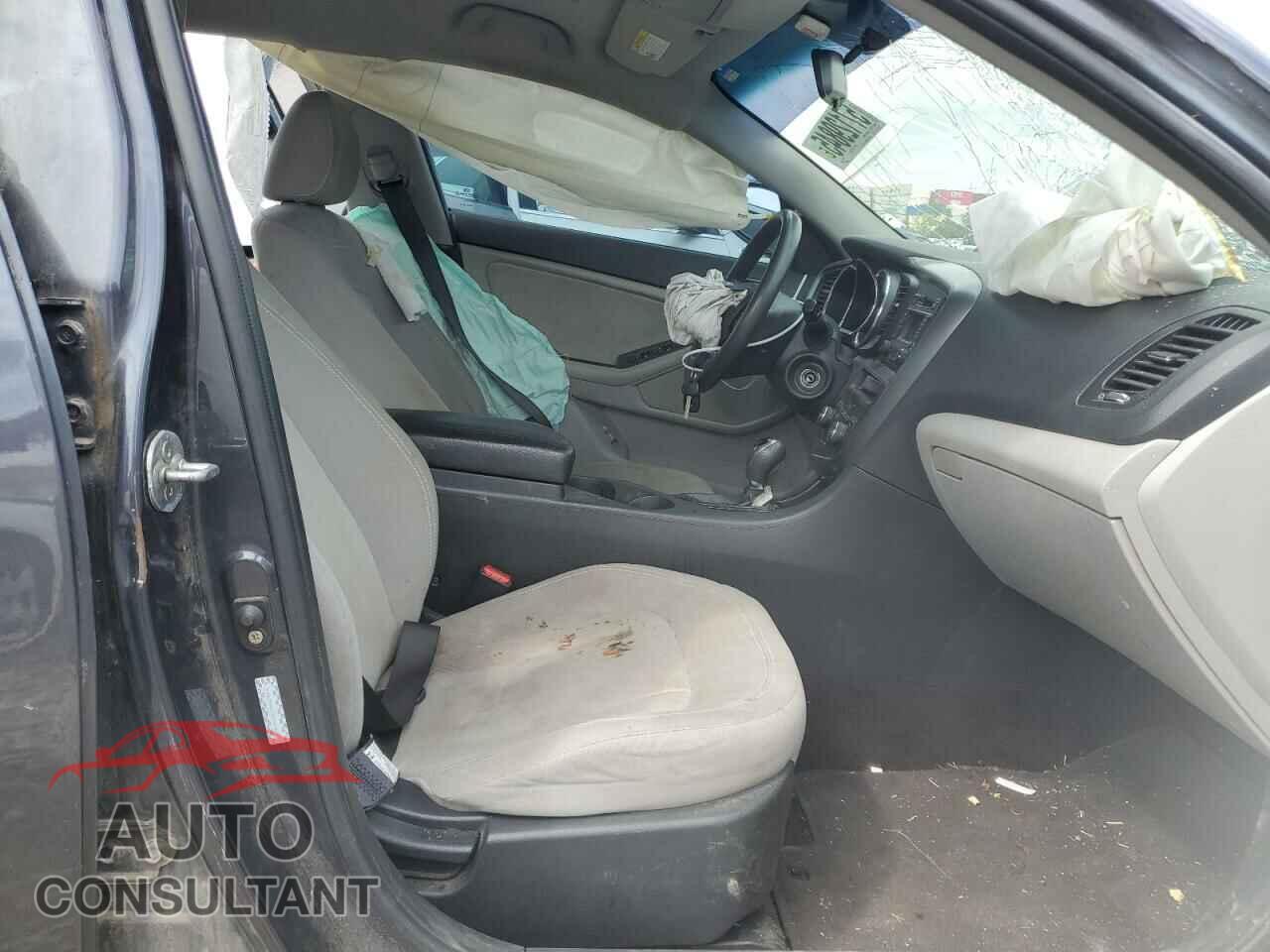 KIA OPTIMA 2011 - KNAGM4A73B5074652