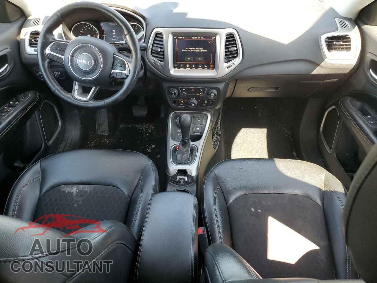 JEEP COMPASS 2018 - 3C4NJDBB6JT392821