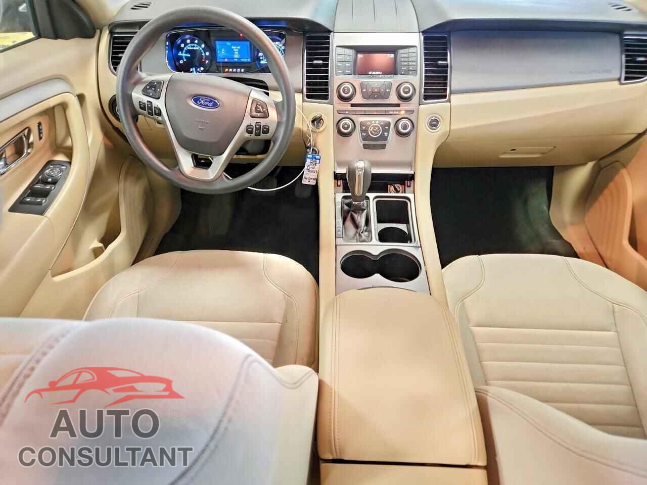 FORD TAURUS 2018 - 1FAHP2D84JG125849