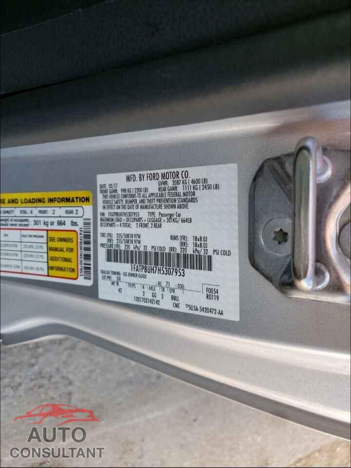 FORD MUSTANG 2017 - 1FATP8UH7H5307953