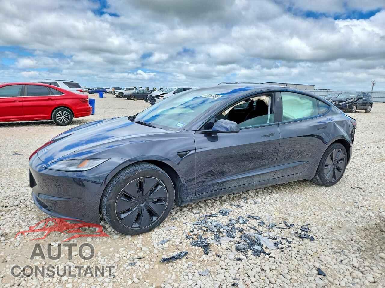 TESLA MODEL 3 2024 - 5YJ3E1EA5RF836293
