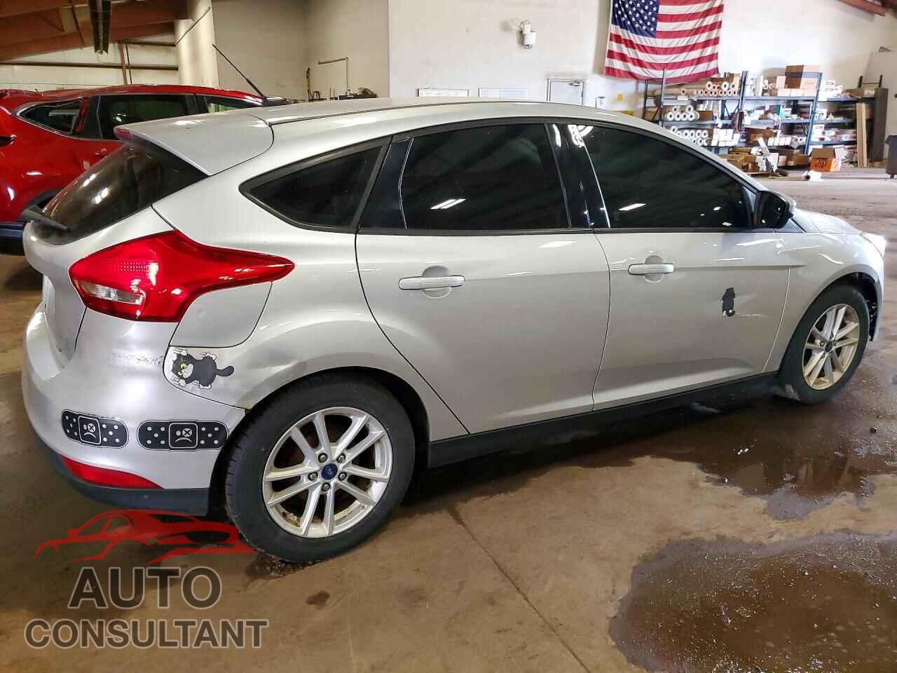 FORD FOCUS 2017 - 1FADP3K24HL321200