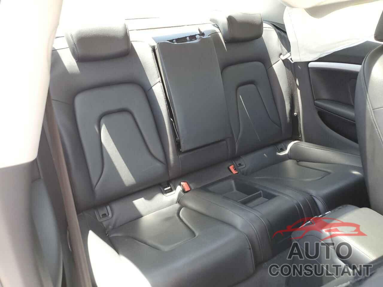 AUDI A5 2012 - WAULFAFR0CA024527