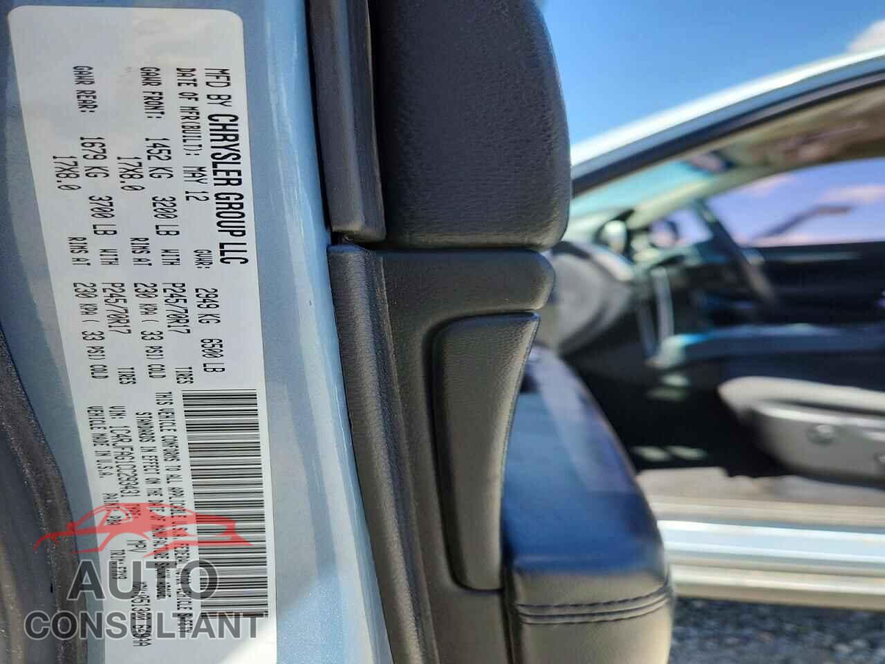JEEP CHEROKEE 2012 - 1C4RJFAG1CC293431