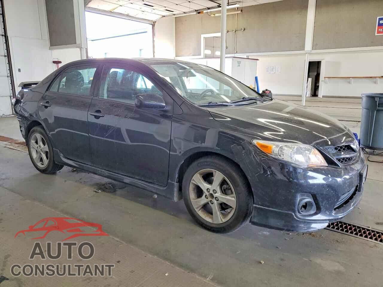 TOYOTA COROLLA 2013 - 2T1BU4EE2DC123531