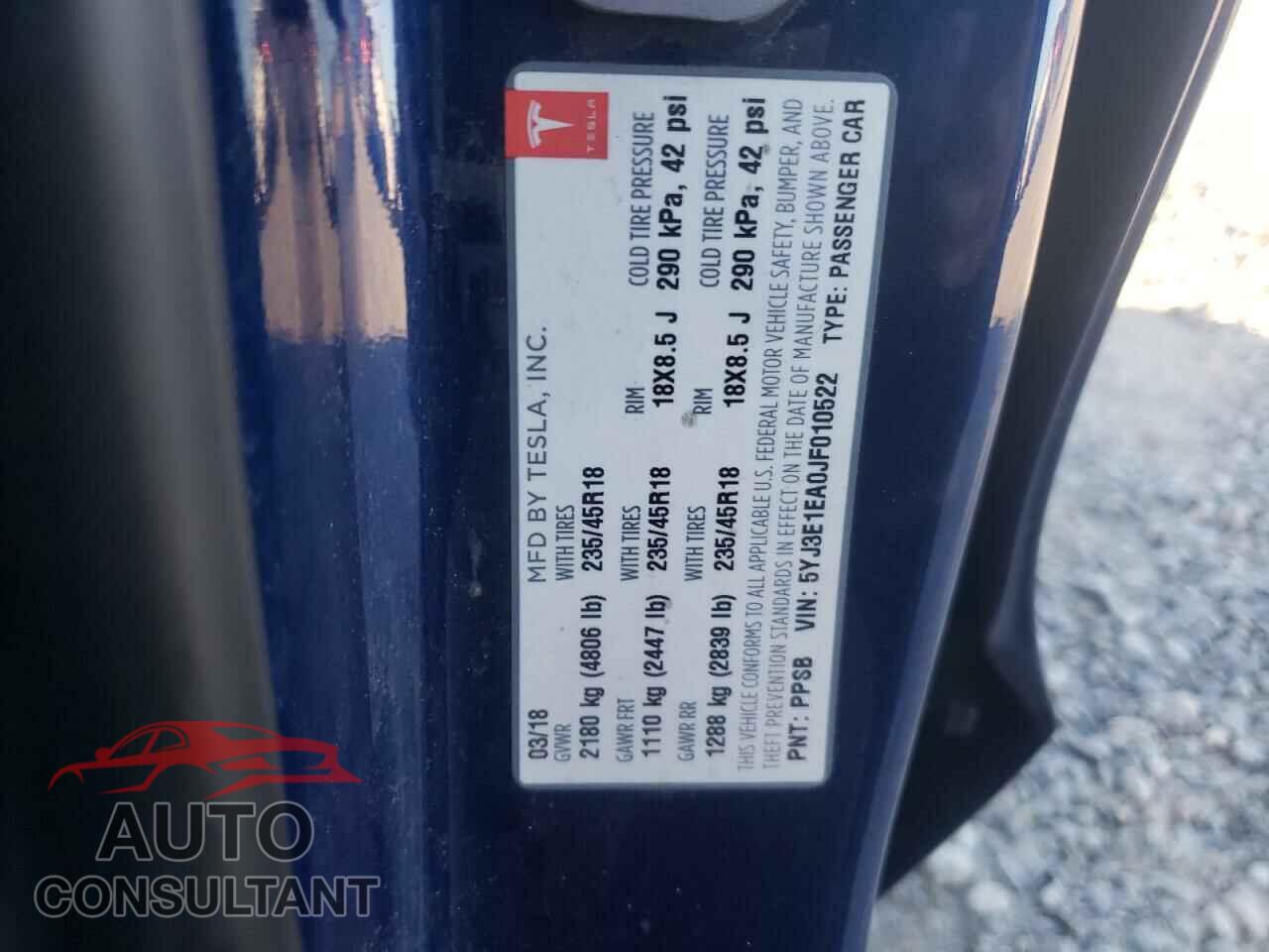 TESLA MODEL 3 2018 - 5YJ3E1EA0JF010522