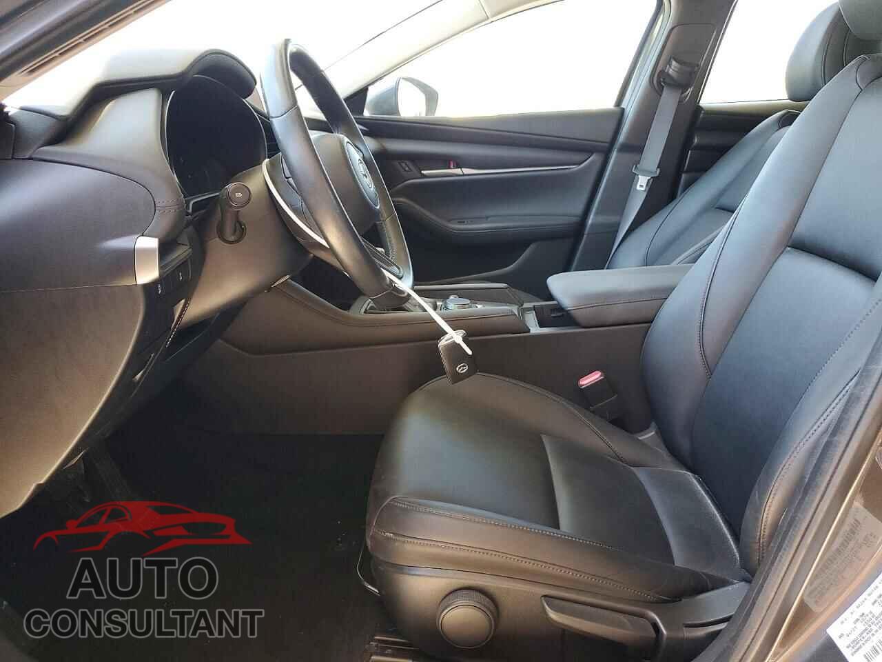 MAZDA 3 2021 - JM1BPABL4M1338731
