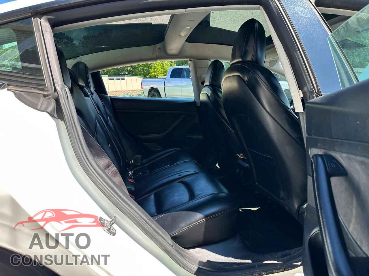 TESLA MODEL 3 2021 - 5YJ3E1EA9MF857852