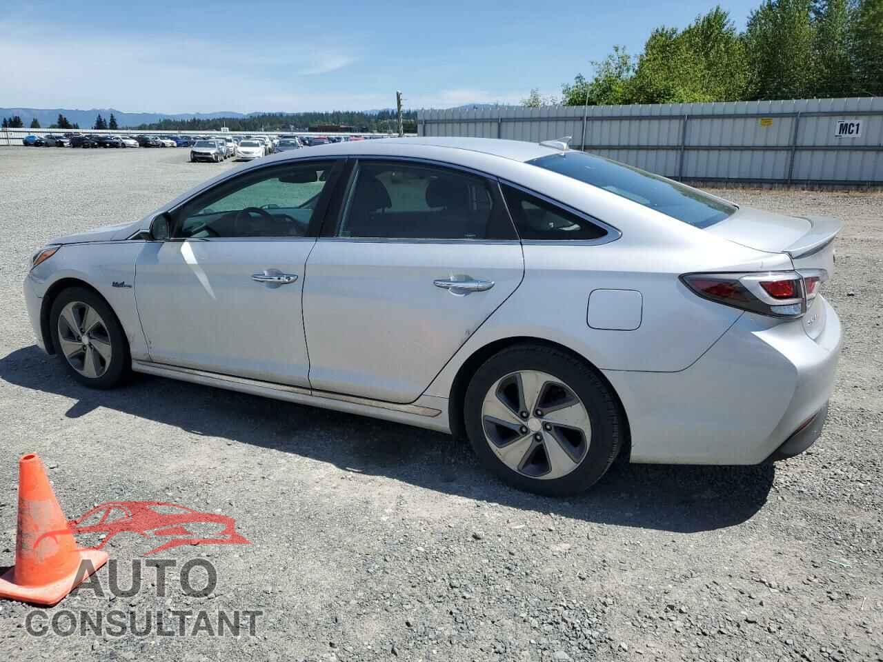 HYUNDAI SONATA 2017 - KMHE34L11HA046060