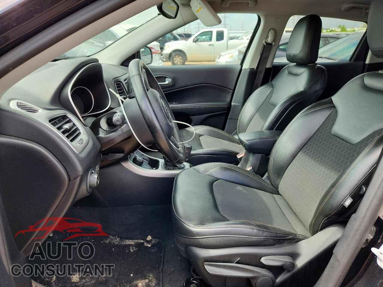 JEEP COMPASS 2018 - 3C4NJDBB5JT373354