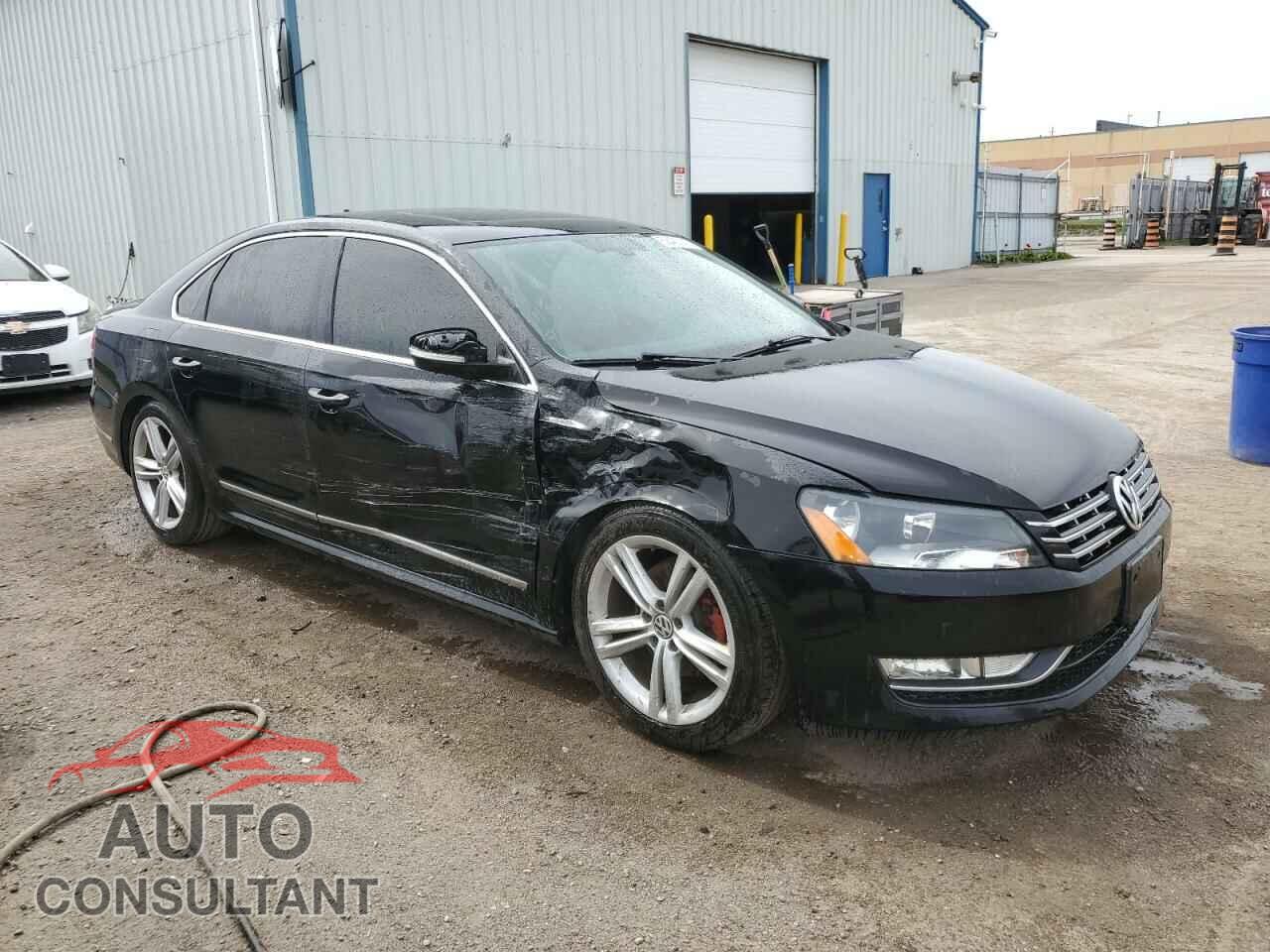 VOLKSWAGEN PASSAT 2013 - 1VWCM7A3XDC115290