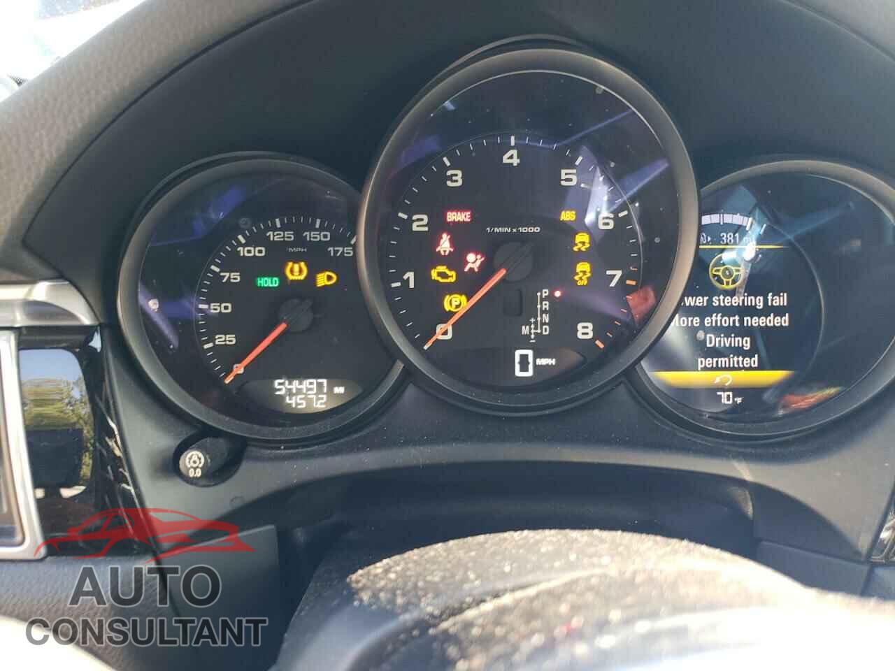 PORSCHE MACAN 2018 - WP1AA2A57JLB02210