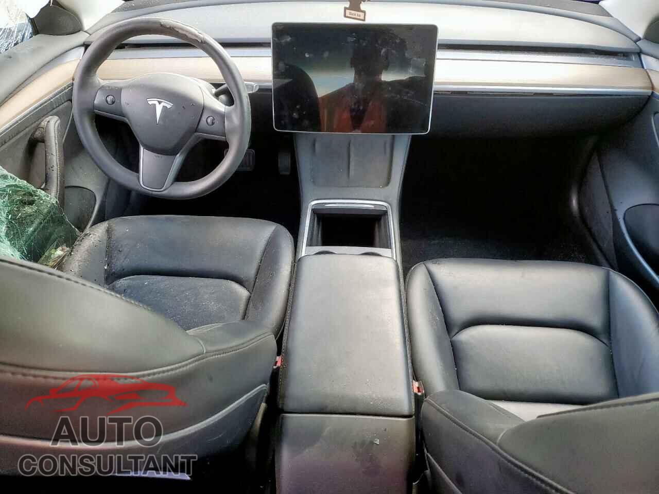 TESLA MODEL 3 2023 - 5YJ3E1EA5PF438384