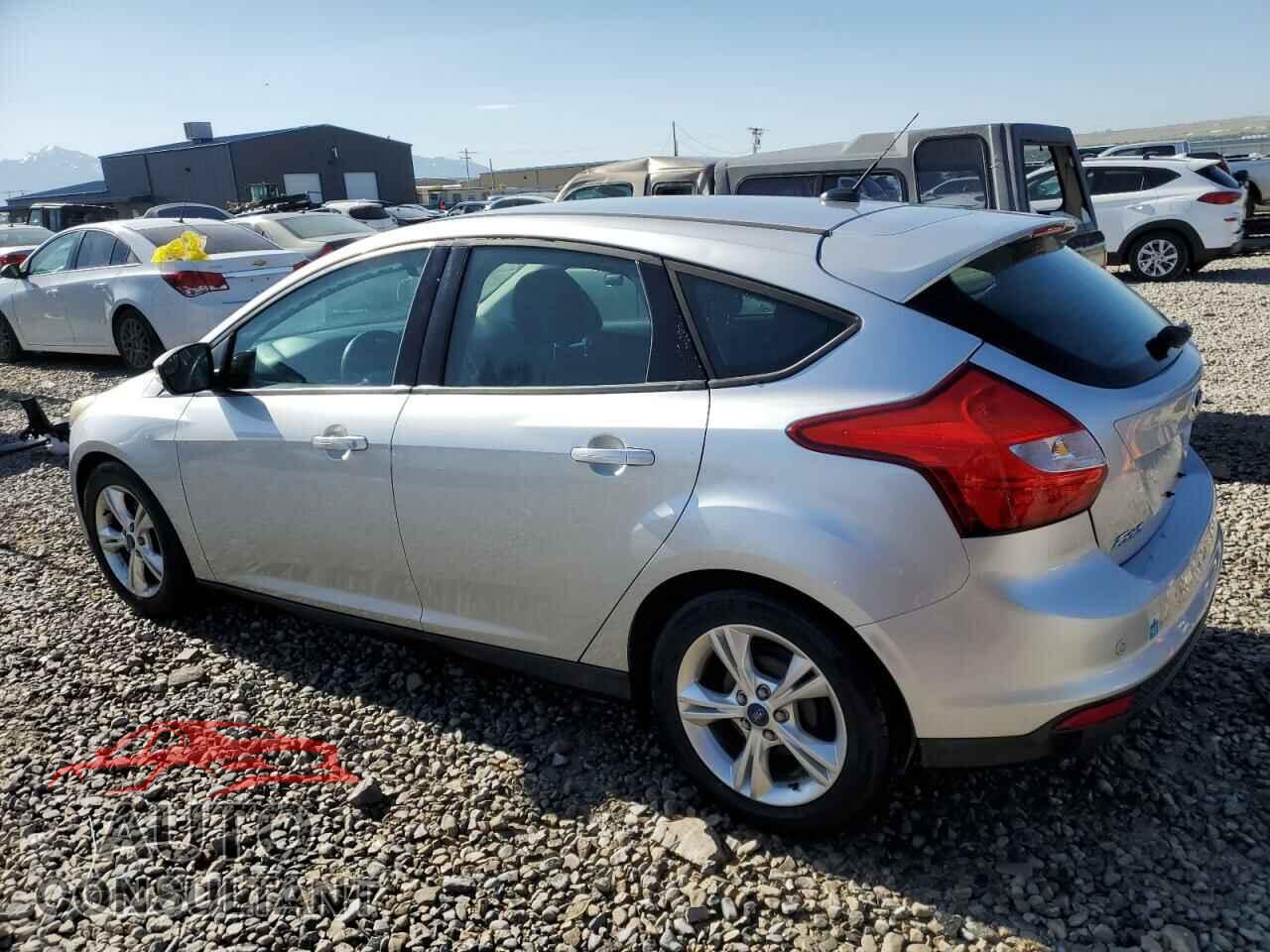 FORD FOCUS 2014 - 1FADP3K26EL247886