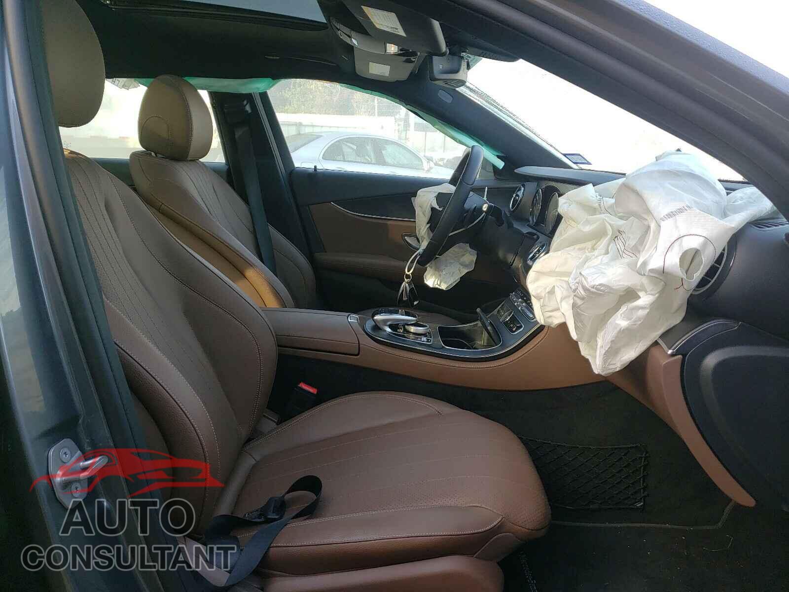 MERCEDES-BENZ E CLASS 2018 - WDDZF4JB2JA321942