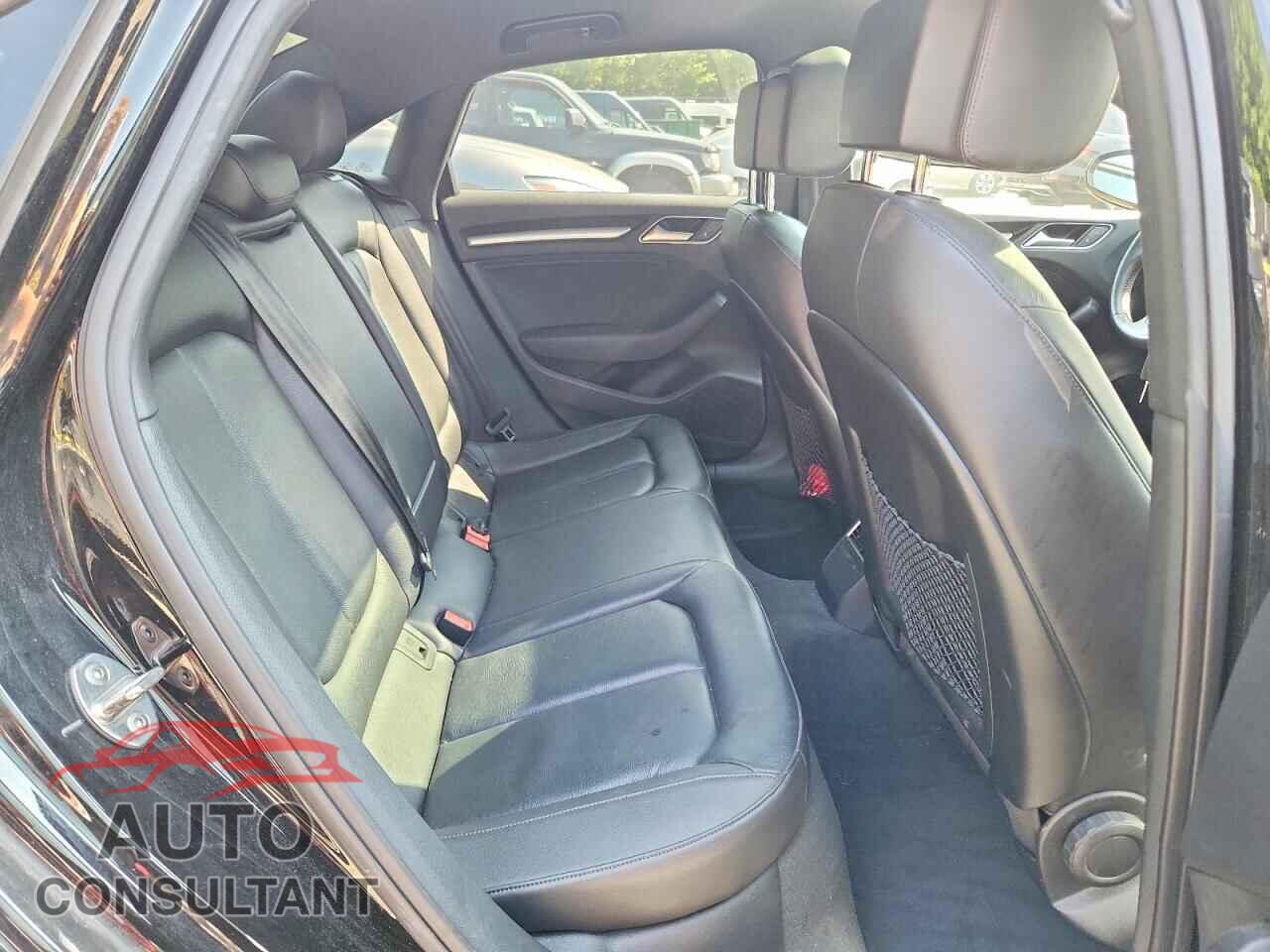AUDI A3 2018 - WAUAUGFF9J1028739