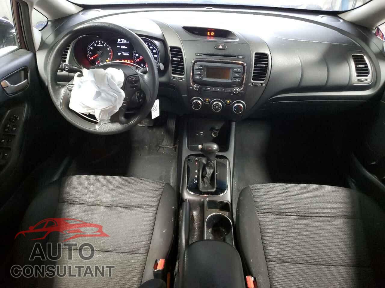 KIA FORTE 2017 - 3KPFK4A71HE133733